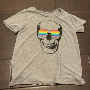 CHASER GREY WITH RAINBOW SUNGLASSES SHIRT. SIZE S